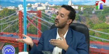 Saul McDougal destaca logros institucionales y visión de seguridad social universal de la DIDA en entrevista con Nelson Peralta