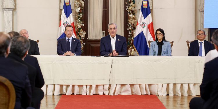 Zonas francas alcanzan cifra récord de empleos y refuerzan su papel clave en la economía nacional