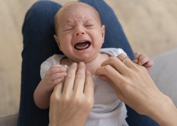 Cólico del lactante: una afección común que genera llanto intenso en los primeros meses de vida
