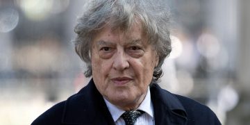 Fallece Sir Tom Stoppard, legendario dramaturgo y guionista de “Star Wars” e “Indiana Jones”