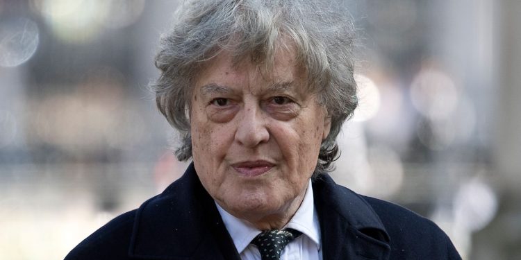 Fallece Sir Tom Stoppard, legendario dramaturgo y guionista de “Star Wars” e “Indiana Jones”