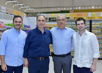 Merca Jumbo inaugura su primera tienda en Santiago y apuesta por Cienfuegos