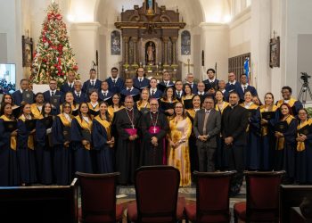 Coro Arquidiocesano de Santiago conmemora 35 años de historia con memorable Concierto de Gala