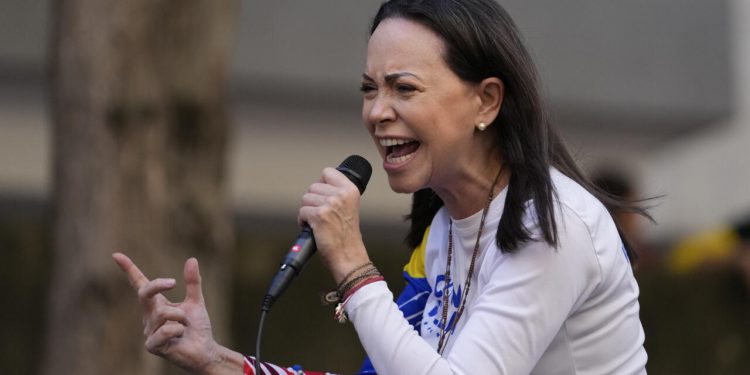 Trump cuestiona liderazgo de María Corina Machado y descarta que tenga respaldo para gobernar Venezuela