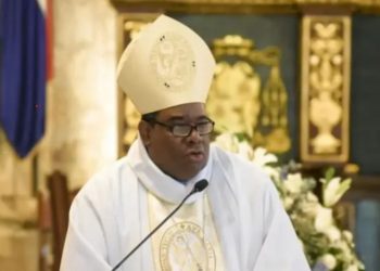 Monseñor Jesús Castro Marte sostiene que la República Dominicana cuenta con mujeres capacitadas para dirigir el Estado