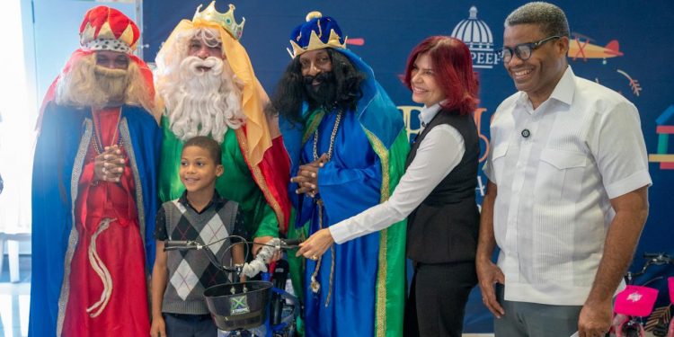 Propeep celebra el Día de los Reyes llevando sonrisas y esperanza a la niñez dominicana