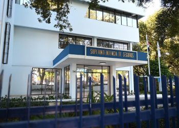 Superintendencia de Seguros resalta fortaleza financiera y expansión del sector asegurador dominicano