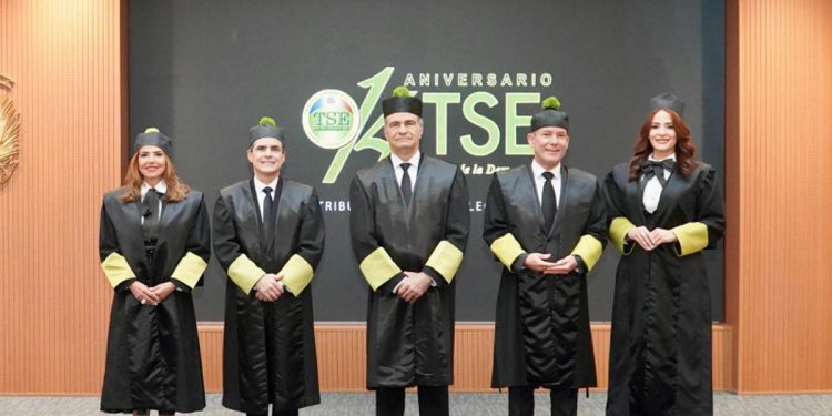 Tribunal Superior Electoral llama al respeto del calendario legal y frena promoción anticipada de aspiraciones