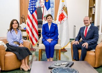 Ulises destaca el rol estratégico de la ciudad tras encuentro con la embajadora Leah Campos y la vicepresidenta Raquel Peña