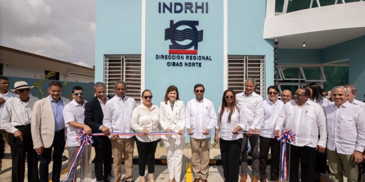 Vicepresidenta Raquel Peña encabeza inauguración en Santiago y entrega proyectos hidráulicos con inversión superior a RD$133 millones