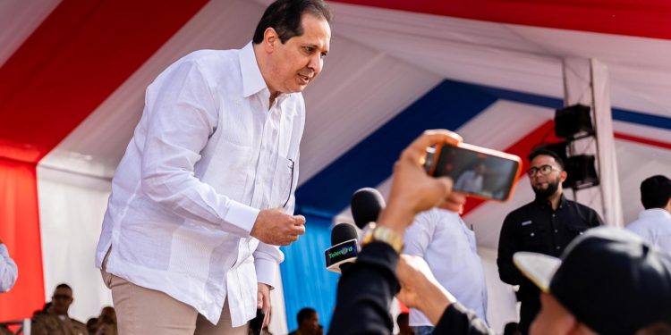 Atallah resalta transformación del sistema sanitario en Duarte con obras en marcha y servicios activos