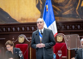 Más de un millón de dominicanos ingresaron al sistema financiero en 2025, afirma Abinader
