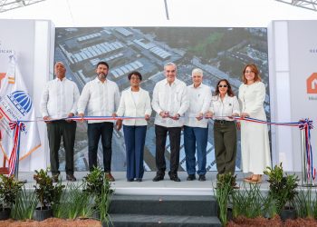 Abinader entrega moderno mercado municipal de Higüey y salda una deuda histórica con comerciantes de La Altagracia