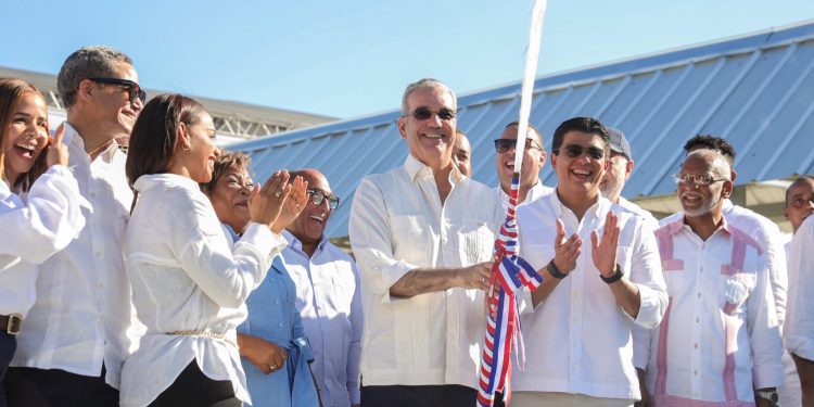 Abinader inaugura ampliación del Acueducto Barrera de Salinidad y marca un antes y un después en el suministro de agua del Gran Santo Domingo