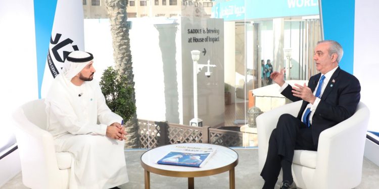Abinader proyecta a República Dominicana en la Cumbre Mundial de Gobiernos como destino confiable para invertir