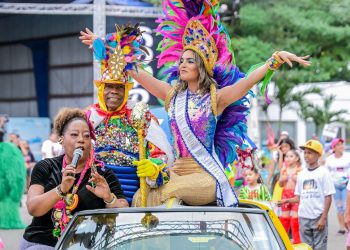 Carnaval de Santiago 2026 arranca con creatividad, tradición y un Parque Central repleto de vida