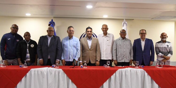 Deportes respalda con fuerte inversión la histórica Copa Independencia de Boxeo 2026 en Santiago