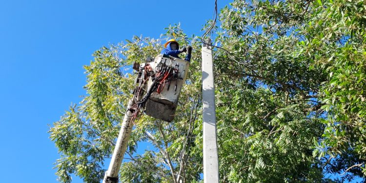 EDENORTE impulsa mejoras eléctricas en La Ciénaga con proyectos que superan los RD$9 millones en inversión