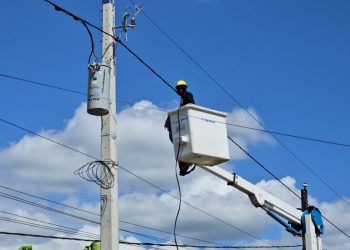 Edenorte fortalece redes eléctricas en comunidades de María Trinidad Sánchez y Hermanas Mirabal