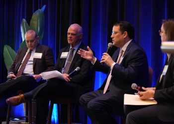 República Dominicana se proyecta como epicentro de inversiones en América Latina, resalta ministro en foro de Miami