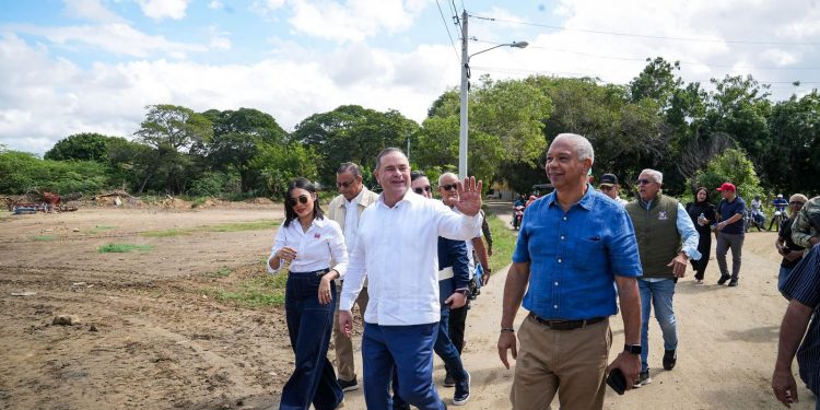 Agricultura impulsa mecanización del campo y descarta retorno a la mano de obra haitiana
