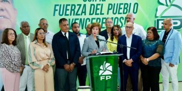 Fuerza del Pueblo alerta sobre retroceso educativo pese a millonaria inversión estatal