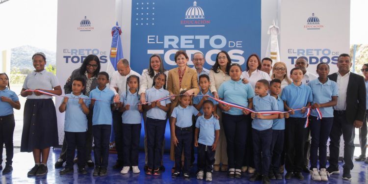Gobierno fortalece educación en Azua con nuevas infraestructuras para la niñez