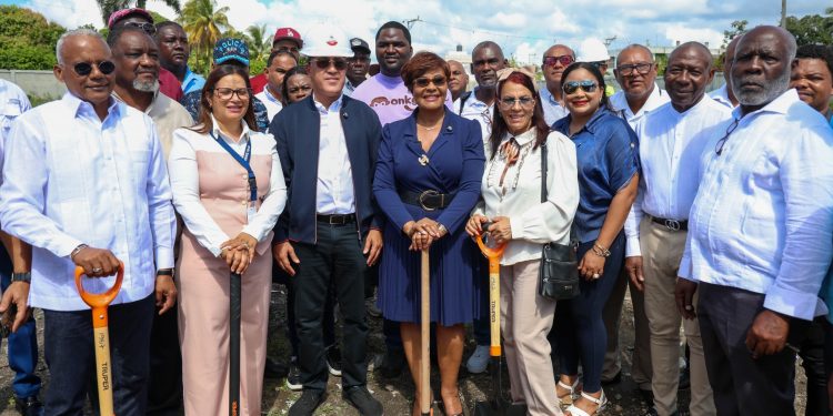 INAIPI y Educación inician construcción de moderno CAIPI que fortalecerá atención infantil en Boca Chica