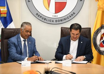 Energía y Minas y la PUCMM lanzan diplomado para profesionalizar la cobertura periodística de la minería en República Dominicana