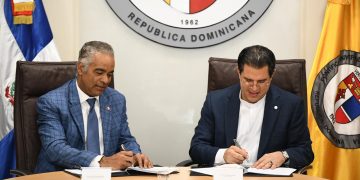 Energía y Minas y la PUCMM lanzan diplomado para profesionalizar la cobertura periodística de la minería en República Dominicana