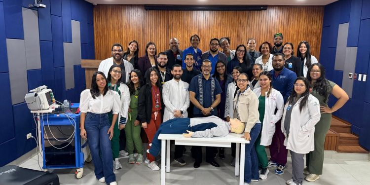 Jornada académica fortalece la anestesiología cardiovascular en Santiago con enfoque en sedación segura