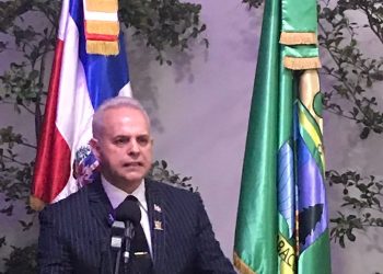 Alcalde de Jarabacoa lleva a la justicia caso por presunta difamación y recibe respaldo popular