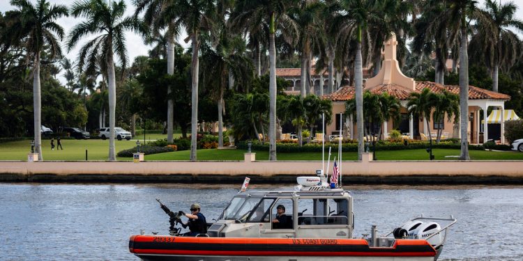 Servicio Secreto abate a hombre armado que intentó irrumpir en complejo vinculado a Trump en Florida