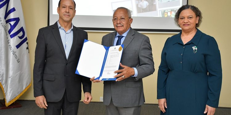 Innovación dominicana en salud oral abre puertas a reconocimiento científico mundial