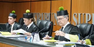 TSE pospone decisión clave sobre impugnación interna del PHD y fija nueva audiencia para febrero