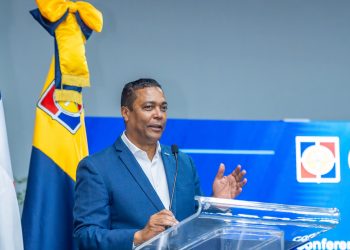 Víctor D’Aza comparte experiencias de gestión municipal en conferencia internacional en Estados Unidos