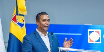 Víctor D’Aza comparte experiencias de gestión municipal en conferencia internacional en Estados Unidos