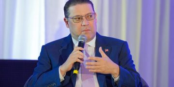 Yayo Sanz Lovatón expone en foro internacional cómo la inversión impulsa empleo y desarrollo inclusivo en República Dominicana