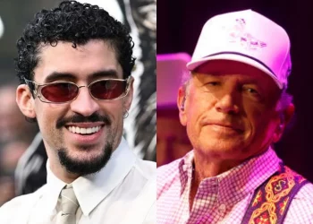 Más de 100 mil firmas buscan sacar a Bad Bunny del show del Super Bowl 2026