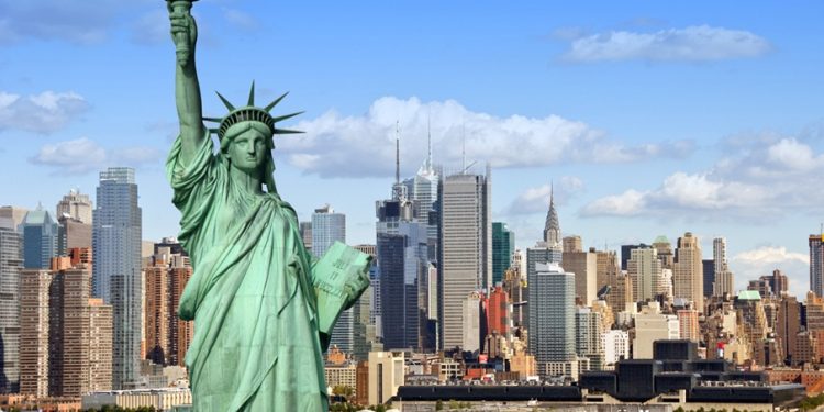 Menos inmigrantes están llegando a NY; mayor comunidad es dominicana