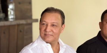 Abel Martínez arremete contra el Gobierno por alza de combustibles y crisis económica