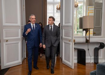 Abinader fortalece alianza con Francia y promueve integridad en foro global de la OCDE