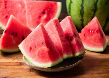 La sandía: una fruta refrescante que aporta hidratación y nutrientes al organismo