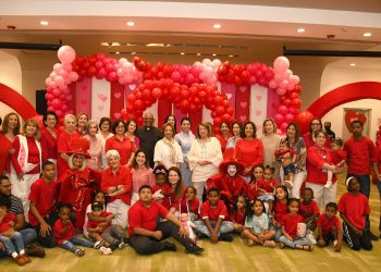 Fundación reconoce a niños beneficiados con cirugías cardíacas pediátricas