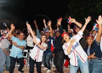 Carolina Mejía invita a los capitaleños a vivir el Clásico Mundial en el malecón con proyección del juego RD vs Corea