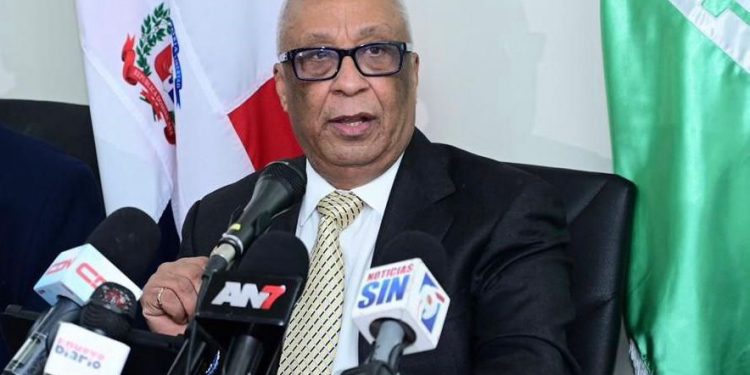 Daniel Toribio alerta sobre impacto del petróleo caro en la economía dominicana