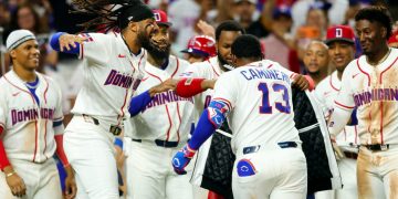 República Dominicana arranca el Clásico Mundial con contundente victoria