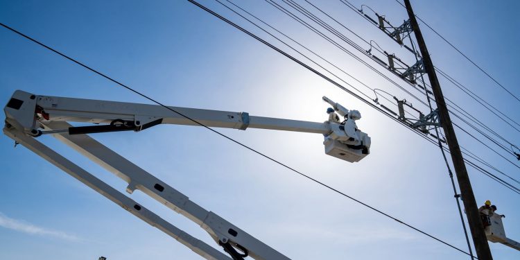 ETED realizará mantenimiento en línea eléctrica entre La Vega y San Francisco de Macorís