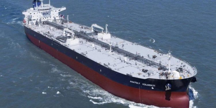 Petrolero ruso llega a Cuba con cargamento de crudo en medio de crisis energética