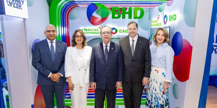 Banco BHD impulsa educación financiera en jóvenes durante jornada del Banco Central